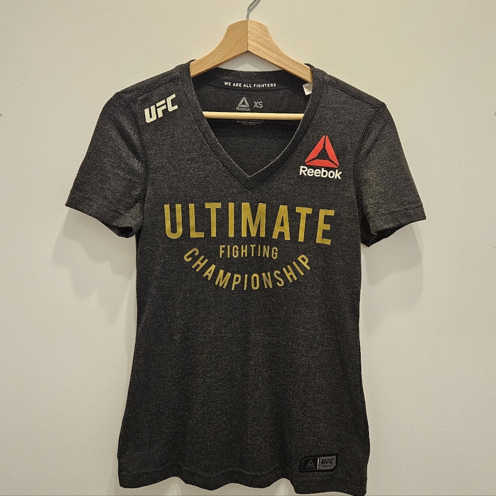 Reebok UFC Ultimate Fighting Championship T-Shirt Women XS